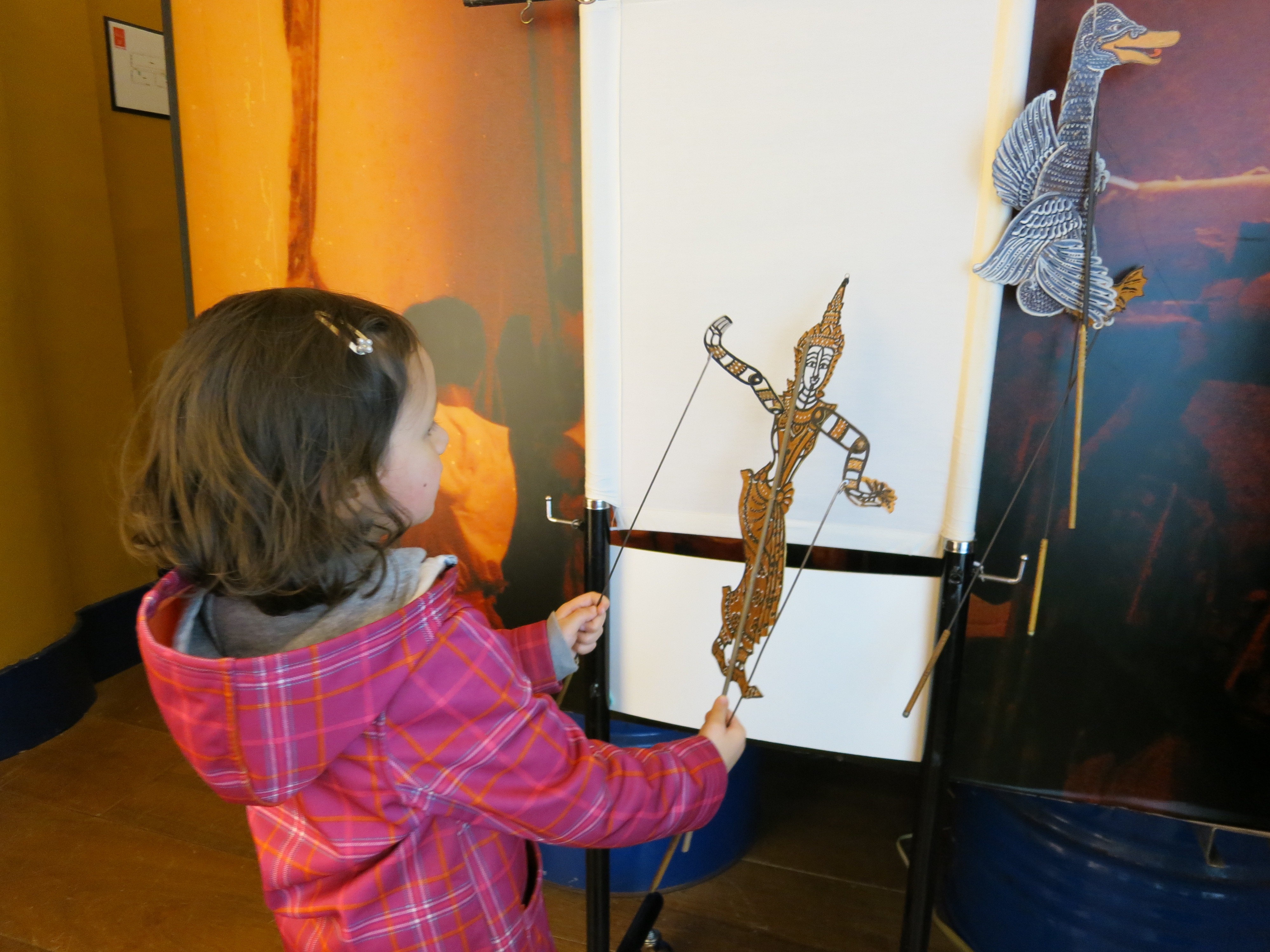 Museum Bento shadow puppets